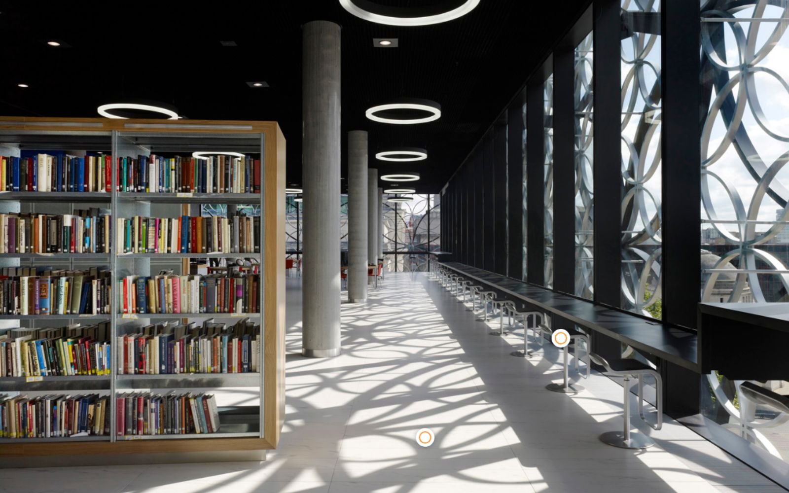 バーミンガム図書館のインテリアビジュアライゼーション