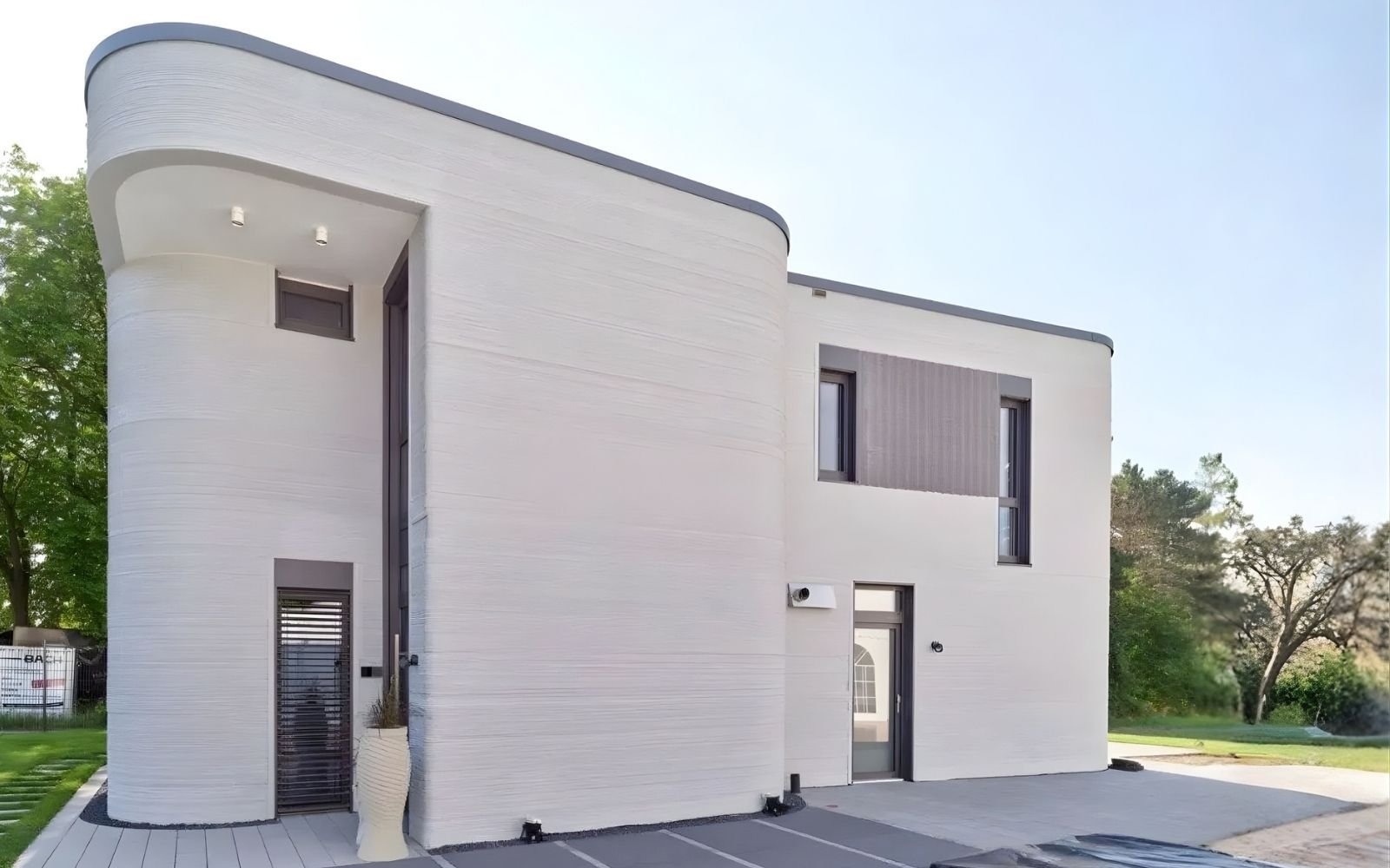 自由度の高い多様な形状の建築が可能